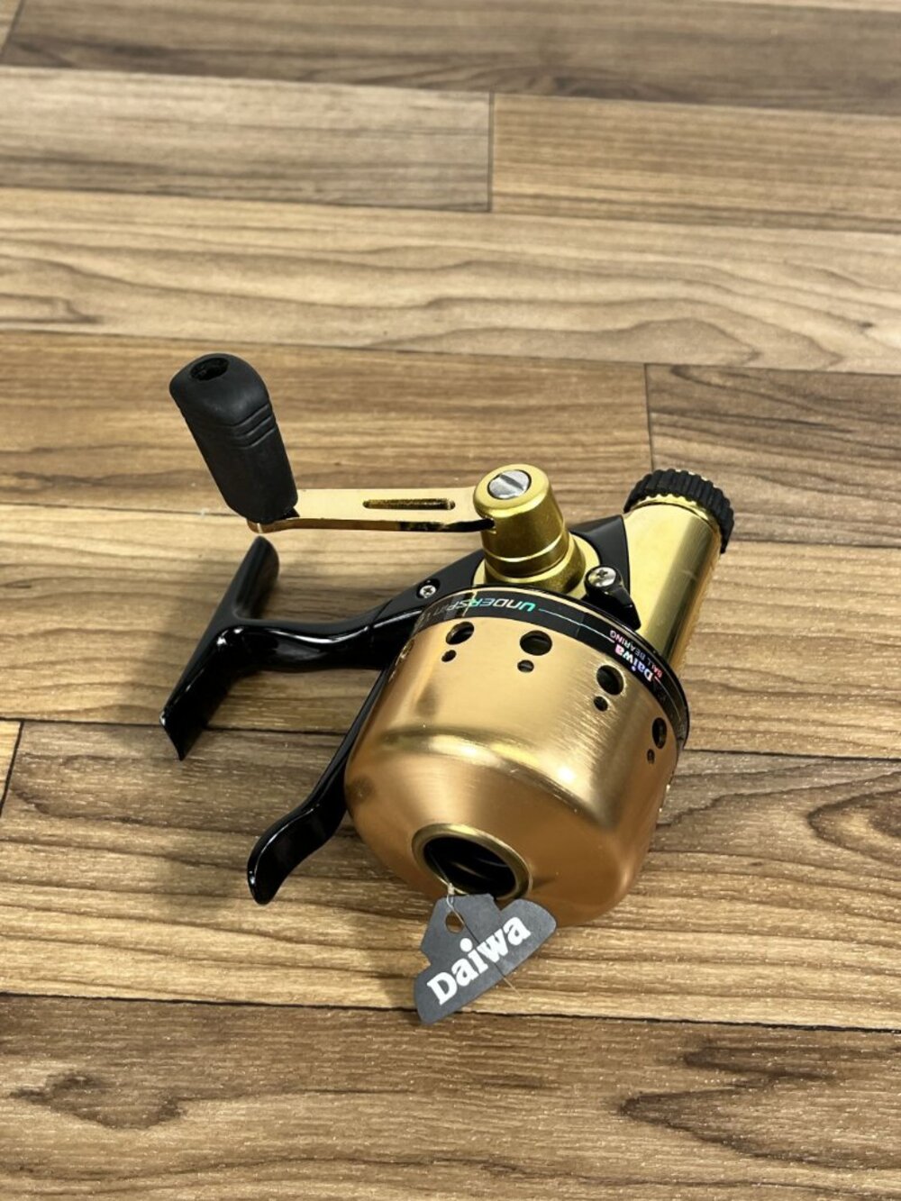 DAIWA 120XD UNDERSPIN CLOSED FACE SPINCASTING REEL Fishing - Picture 6 of 11